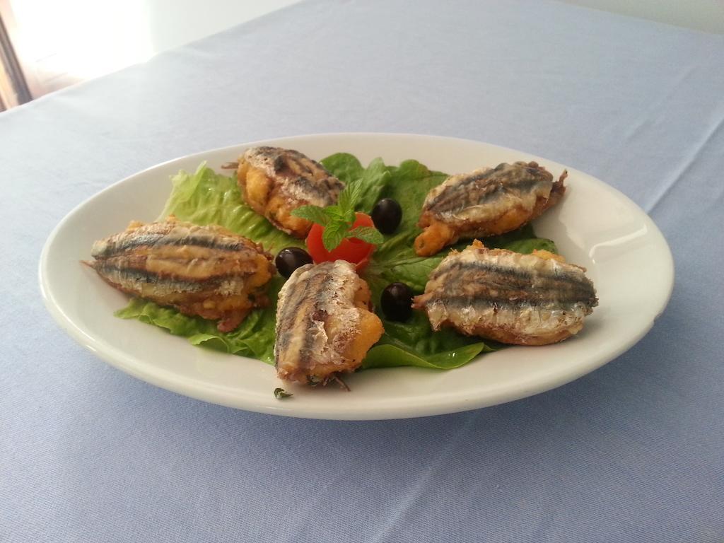 מרינה די קמרוטה Cala Blanca Villaggio Alberghiero מראה חיצוני תמונה